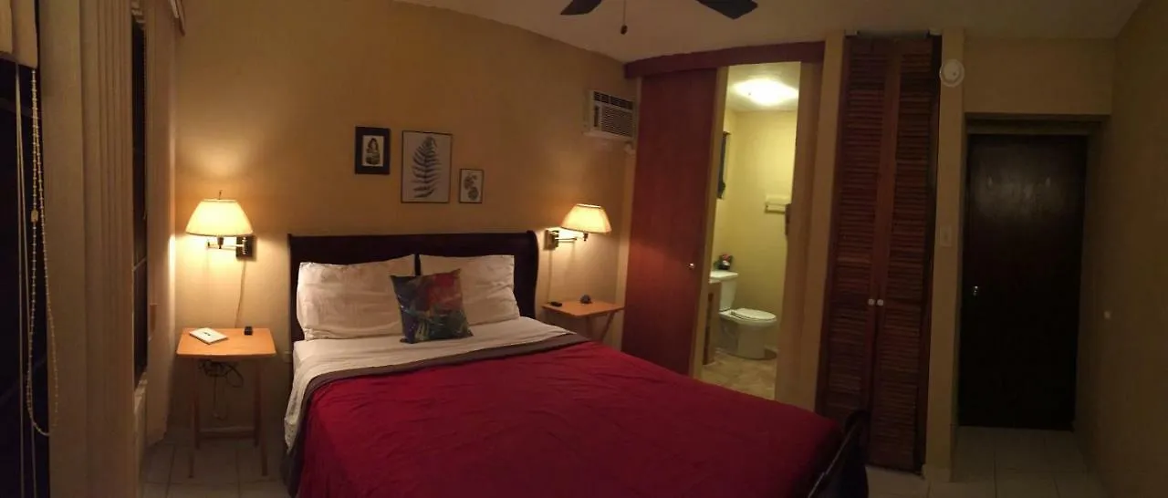 El Pequeno Hotel Canovanas Bed & Breakfast